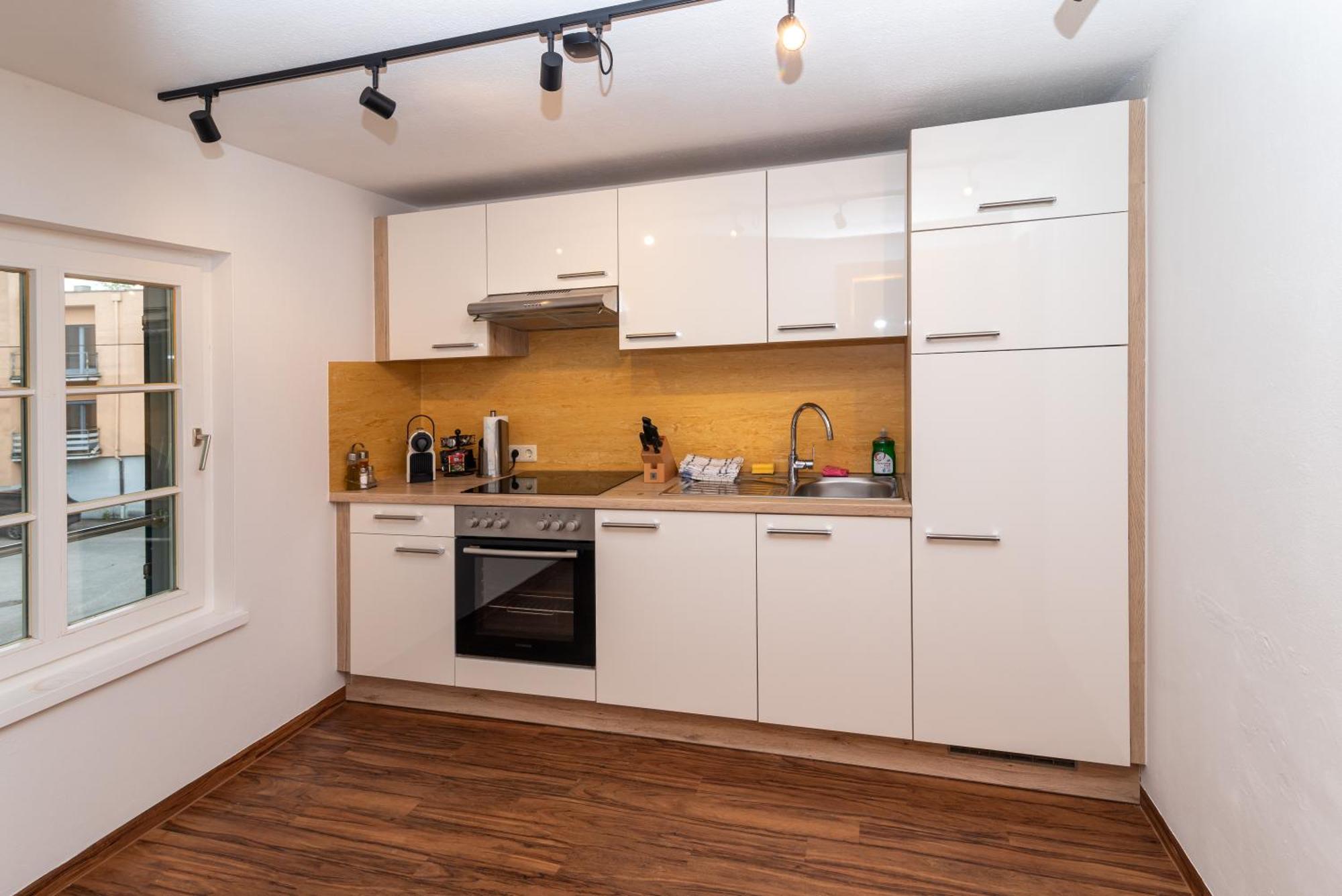 Crimson Cottage Apartments Dornbirn Ngoại thất bức ảnh