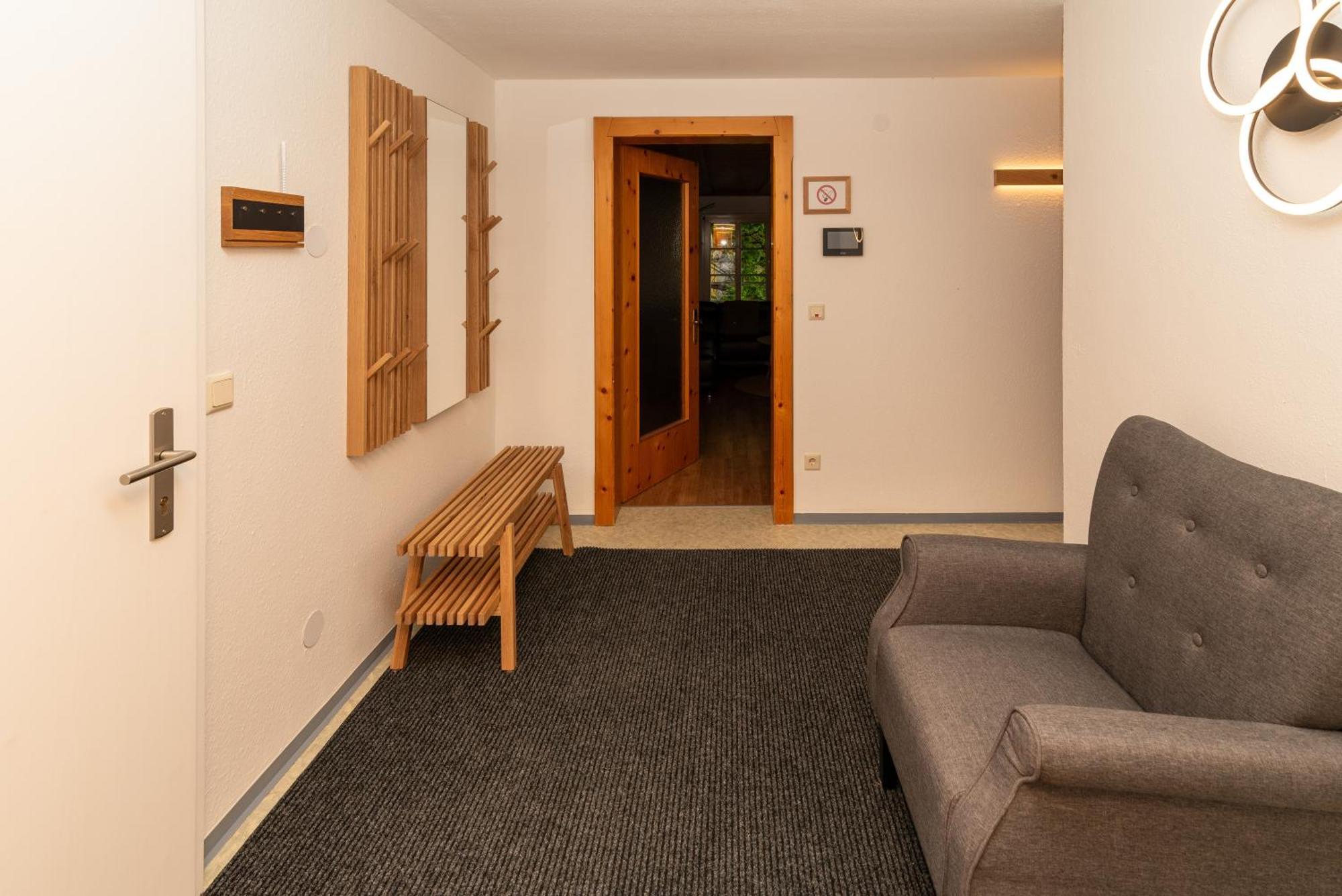 Crimson Cottage Apartments Dornbirn Ngoại thất bức ảnh
