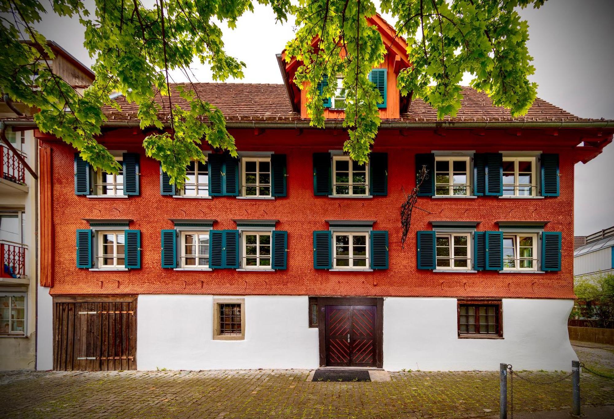 Crimson Cottage Apartments Dornbirn Ngoại thất bức ảnh