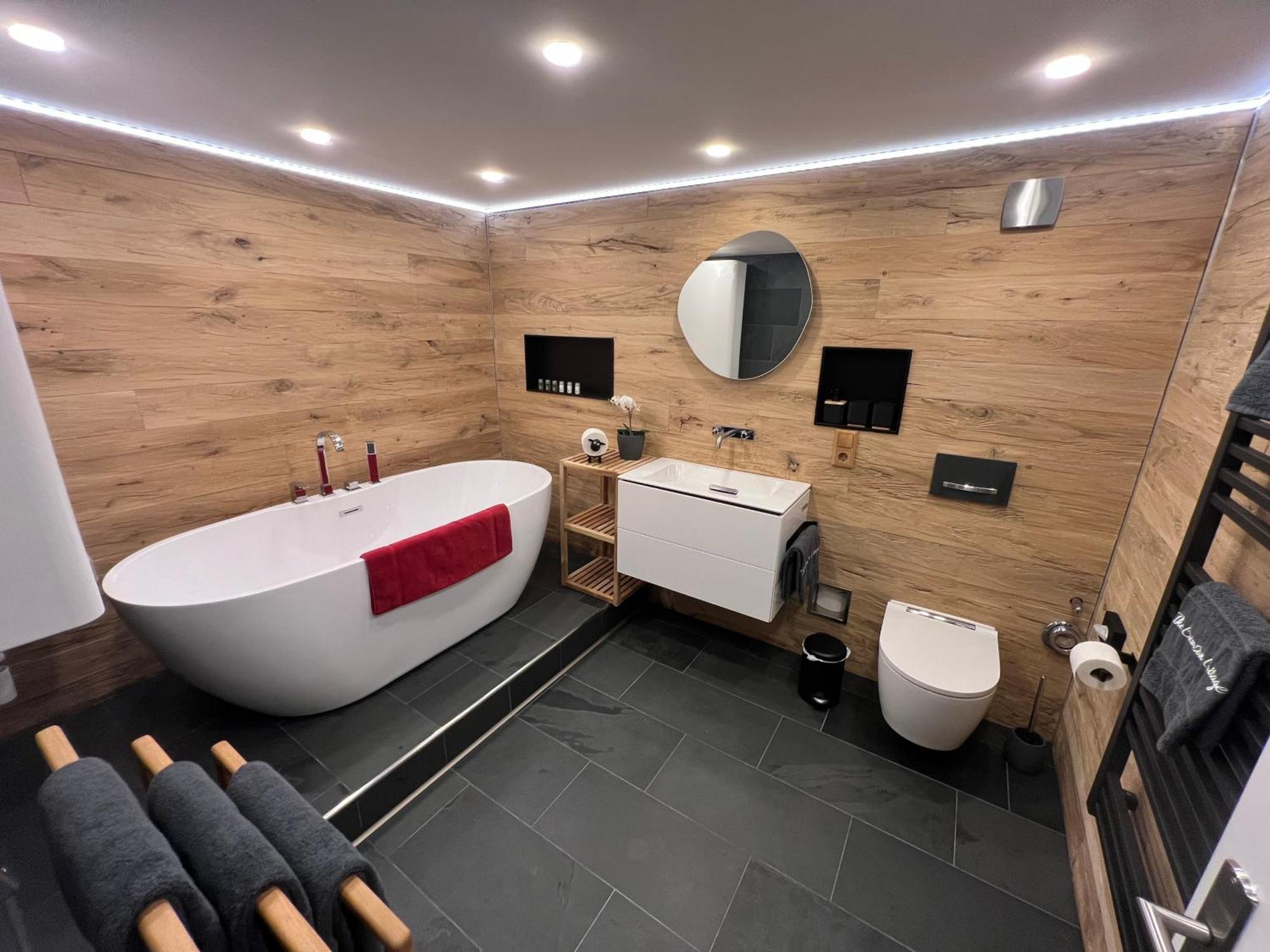 Crimson Cottage Apartments Dornbirn Ngoại thất bức ảnh