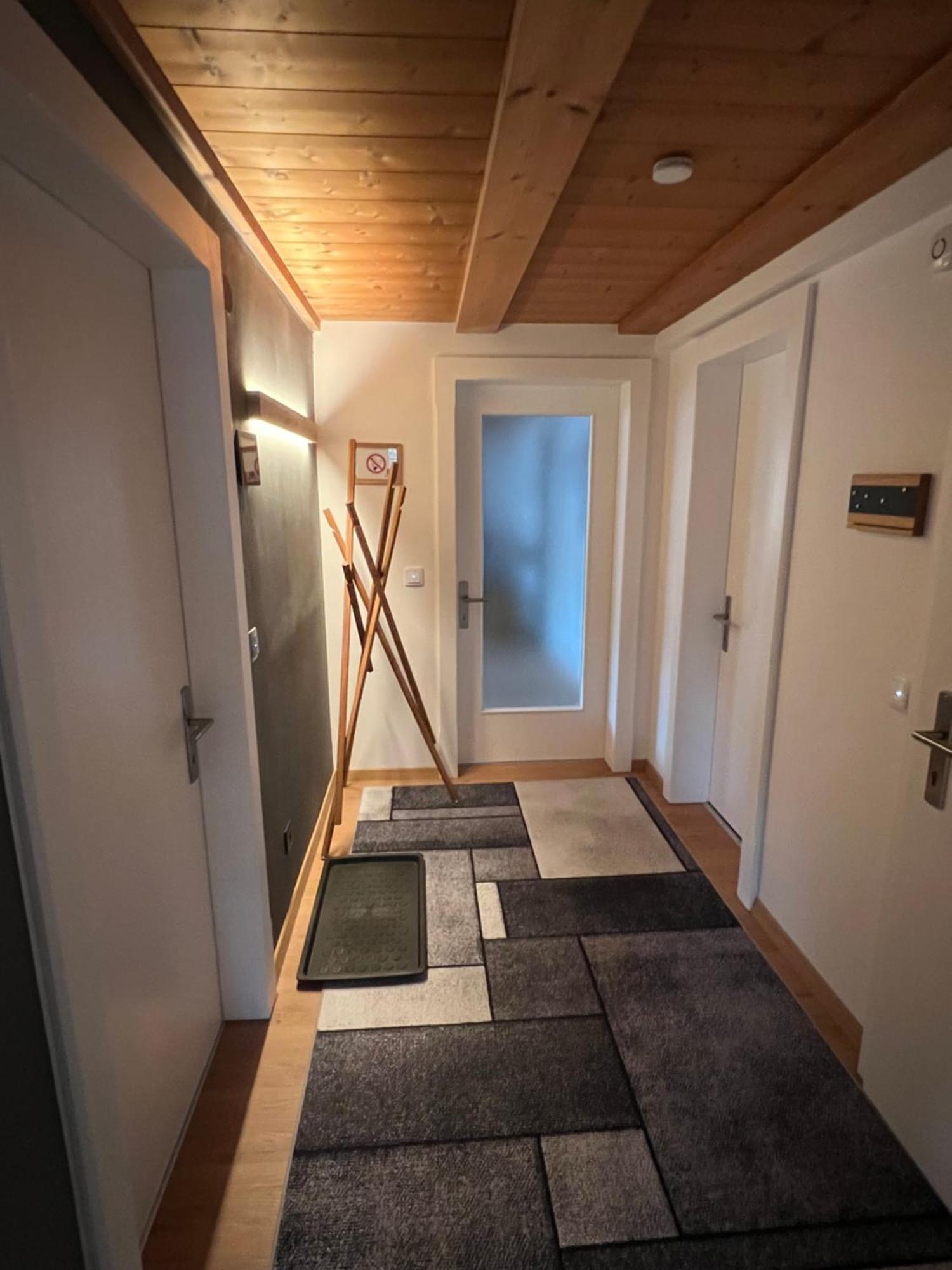 Crimson Cottage Apartments Dornbirn Ngoại thất bức ảnh